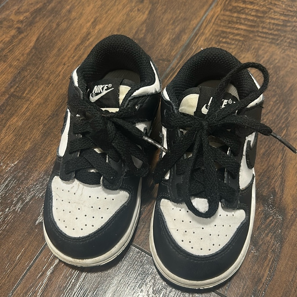 Nike Panda sneakers toddler girl